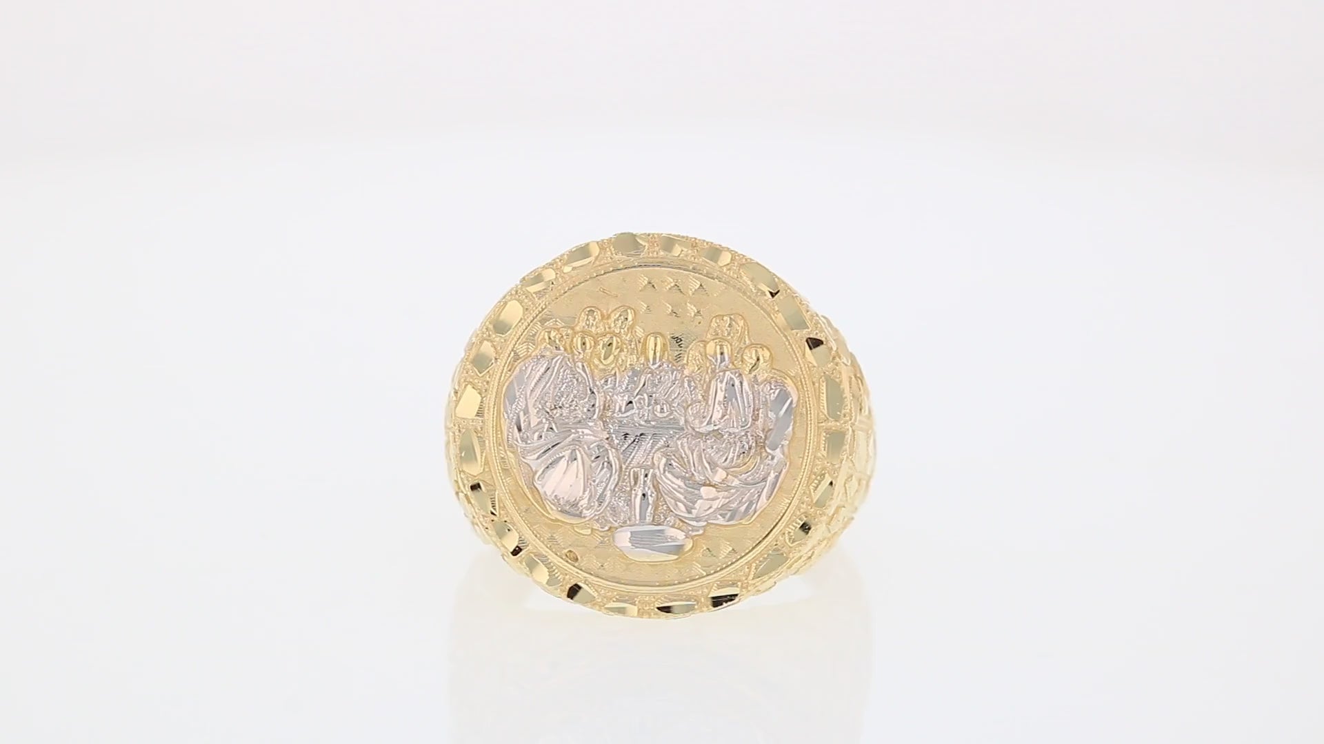 360 degree view of ring.