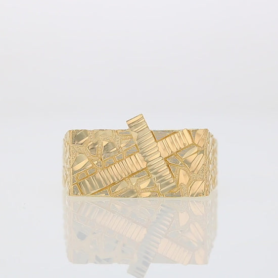 360 degree view of ring.