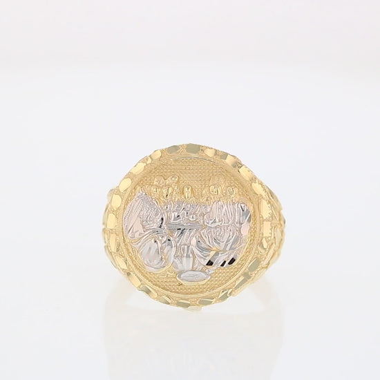 360 degree view of ring.