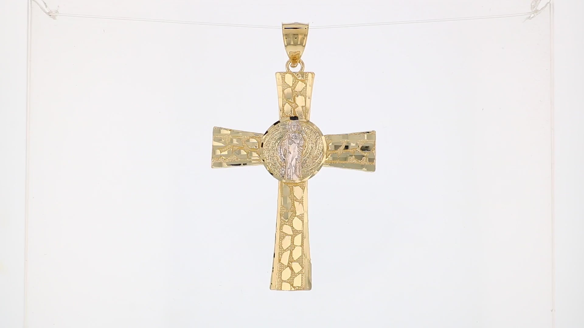 360 degree view of ring.