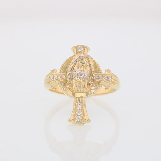 360 degree view of ring.