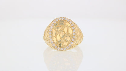 360 degree view of ring.