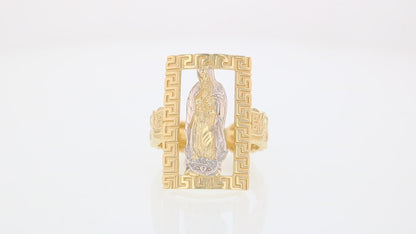 360 degree view of ring.