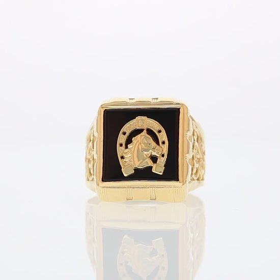 360 degree view of ring.