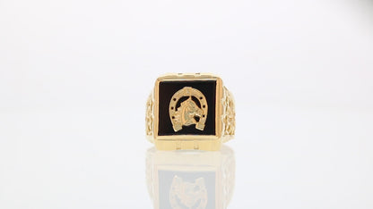360 degree view of ring.