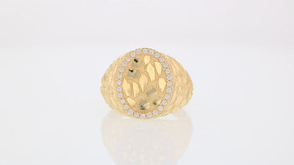 360 degree view of ring.