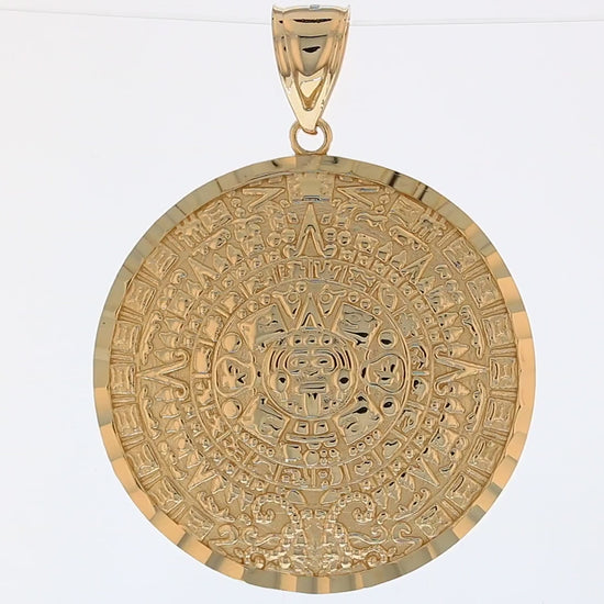 360 degree view of ring.