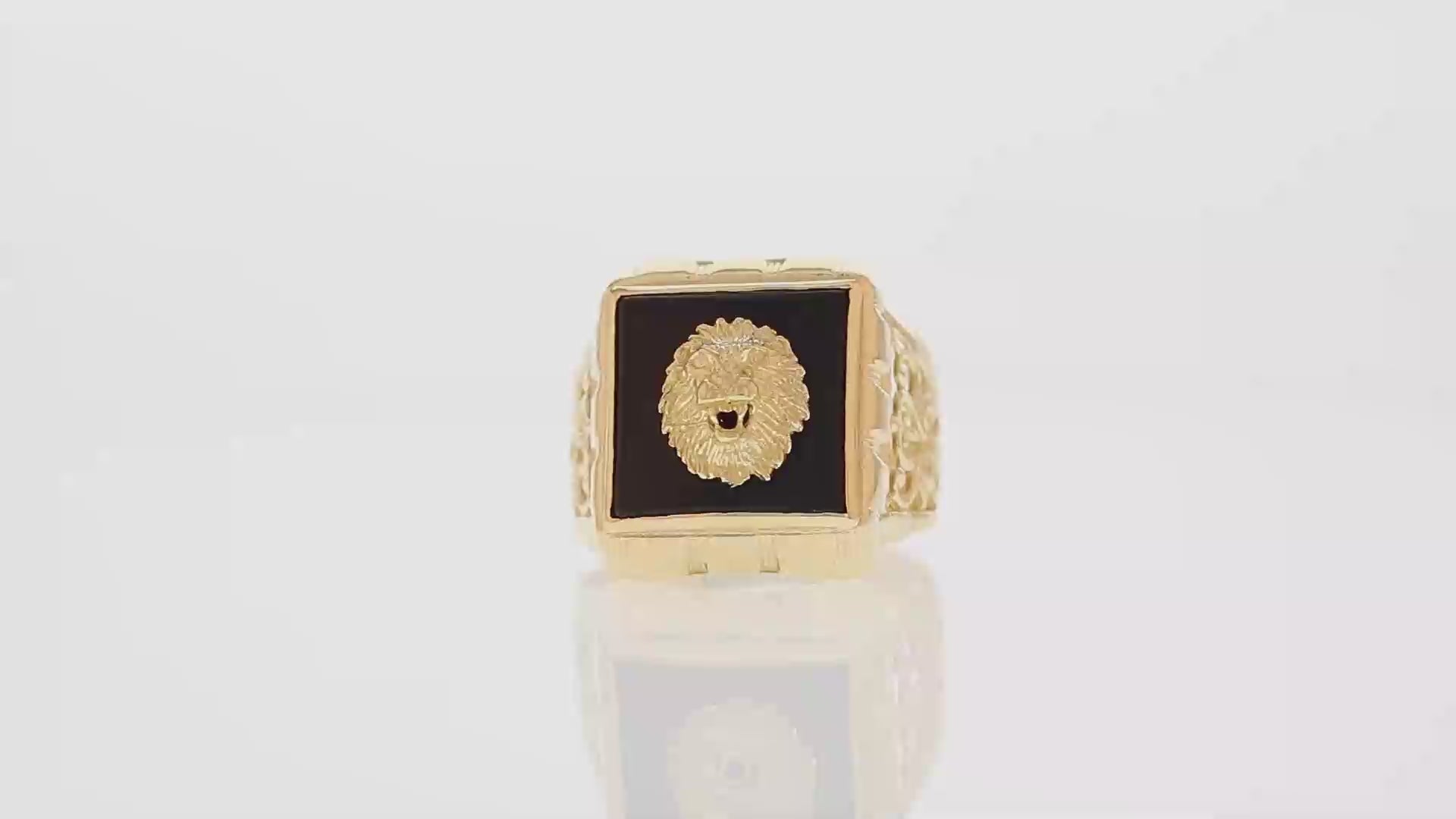 360 degree view of ring.