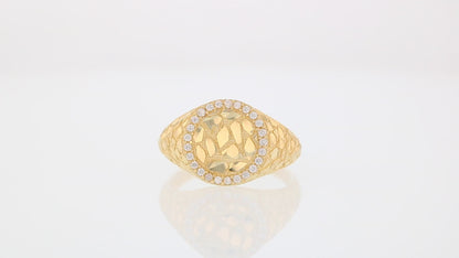 360 degree view of ring.